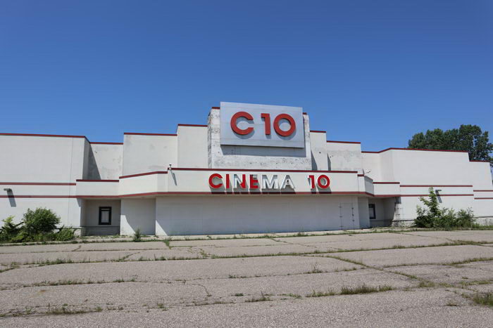 Cinema 10 - June 2021 - Now Closed (newer photo)